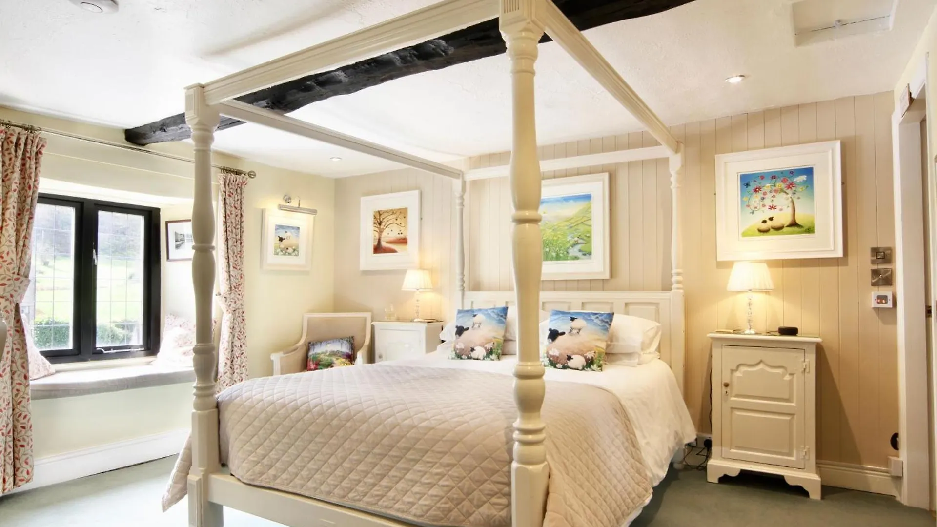 The Wensleydale Heifer Hotel Leyburn